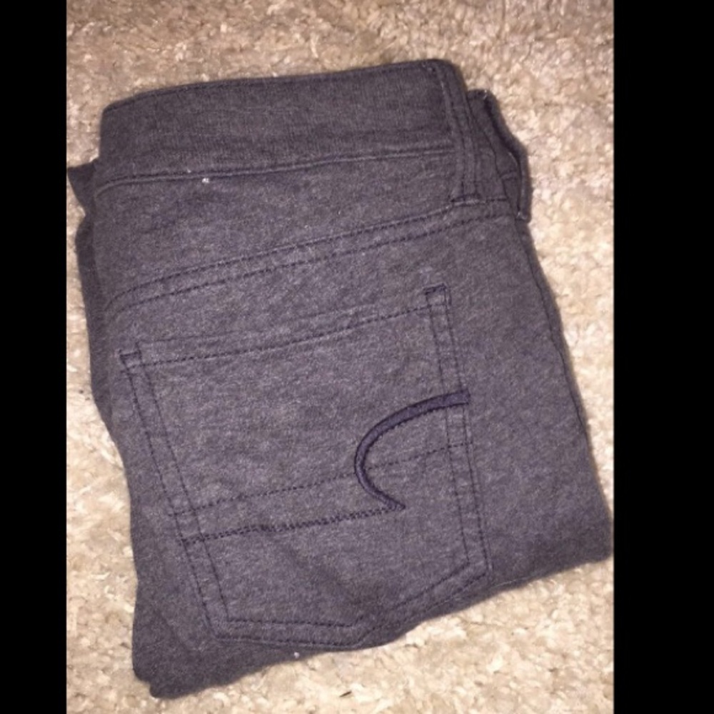 American Eagle grey skinny jeggings!!